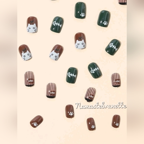 2/$16 Kitty Cat Press On Nails - Picture 3 of 15